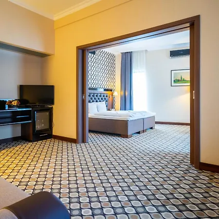 Castello Hotel